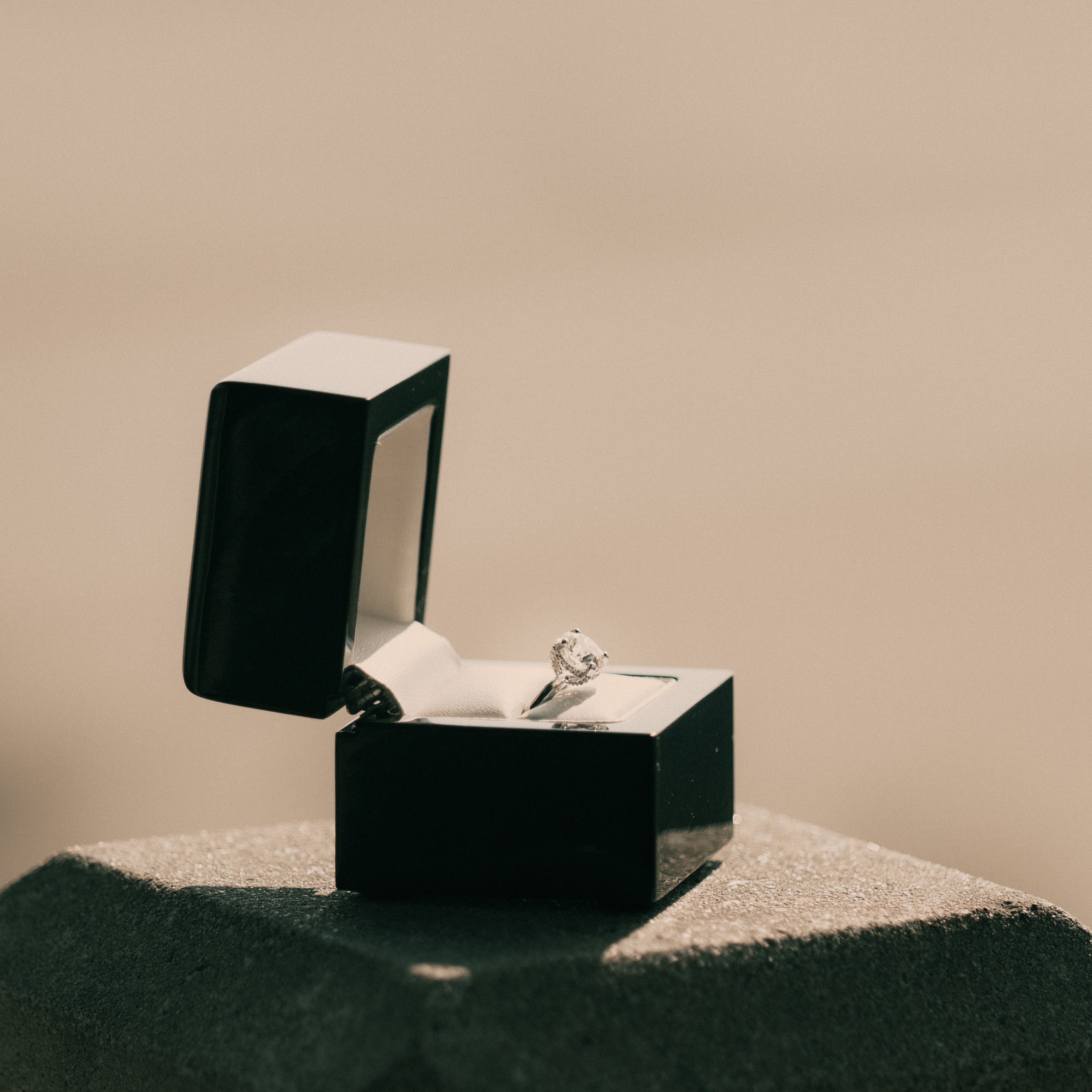 Sustainable engagement ring in a box